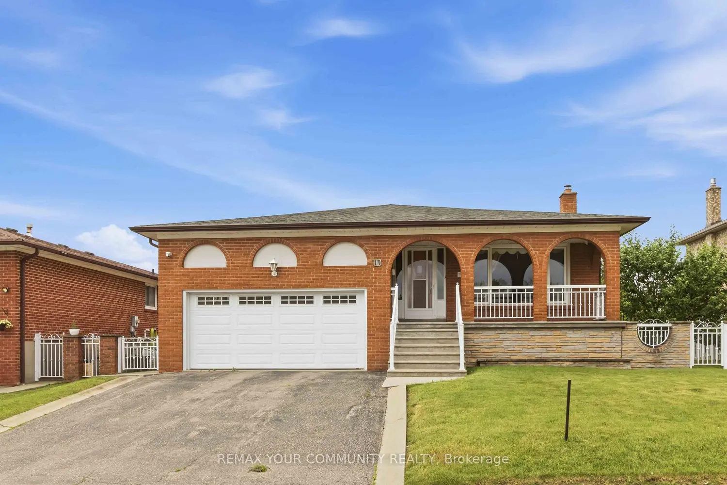 17 Harris Crescent photo 2