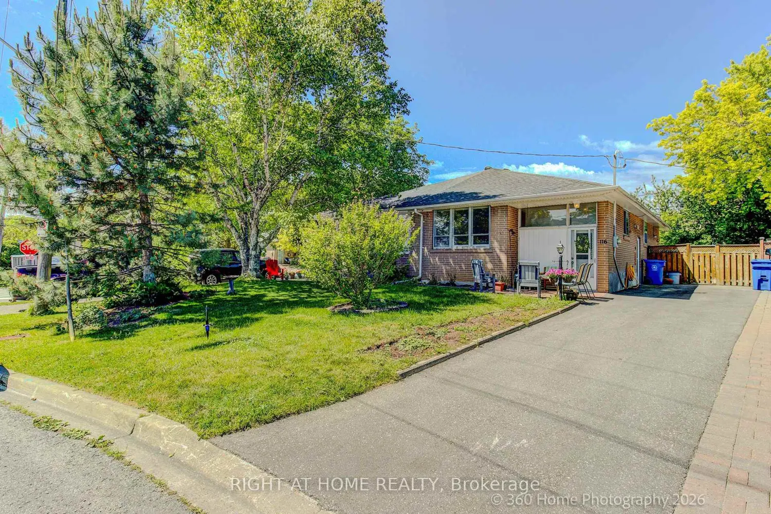 116 Longford Drive photo 2