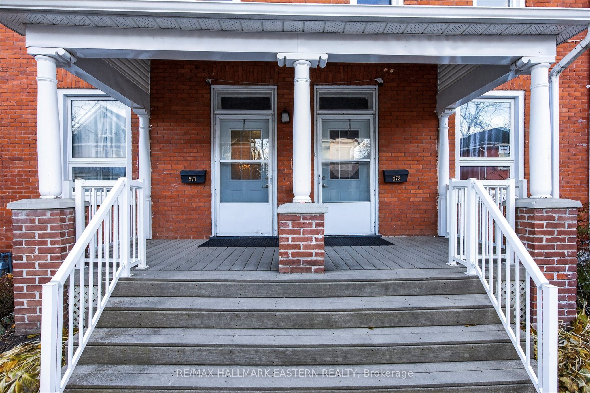 271 Thomas Street, Peterborough, ON, K9J 5E7 photo 2