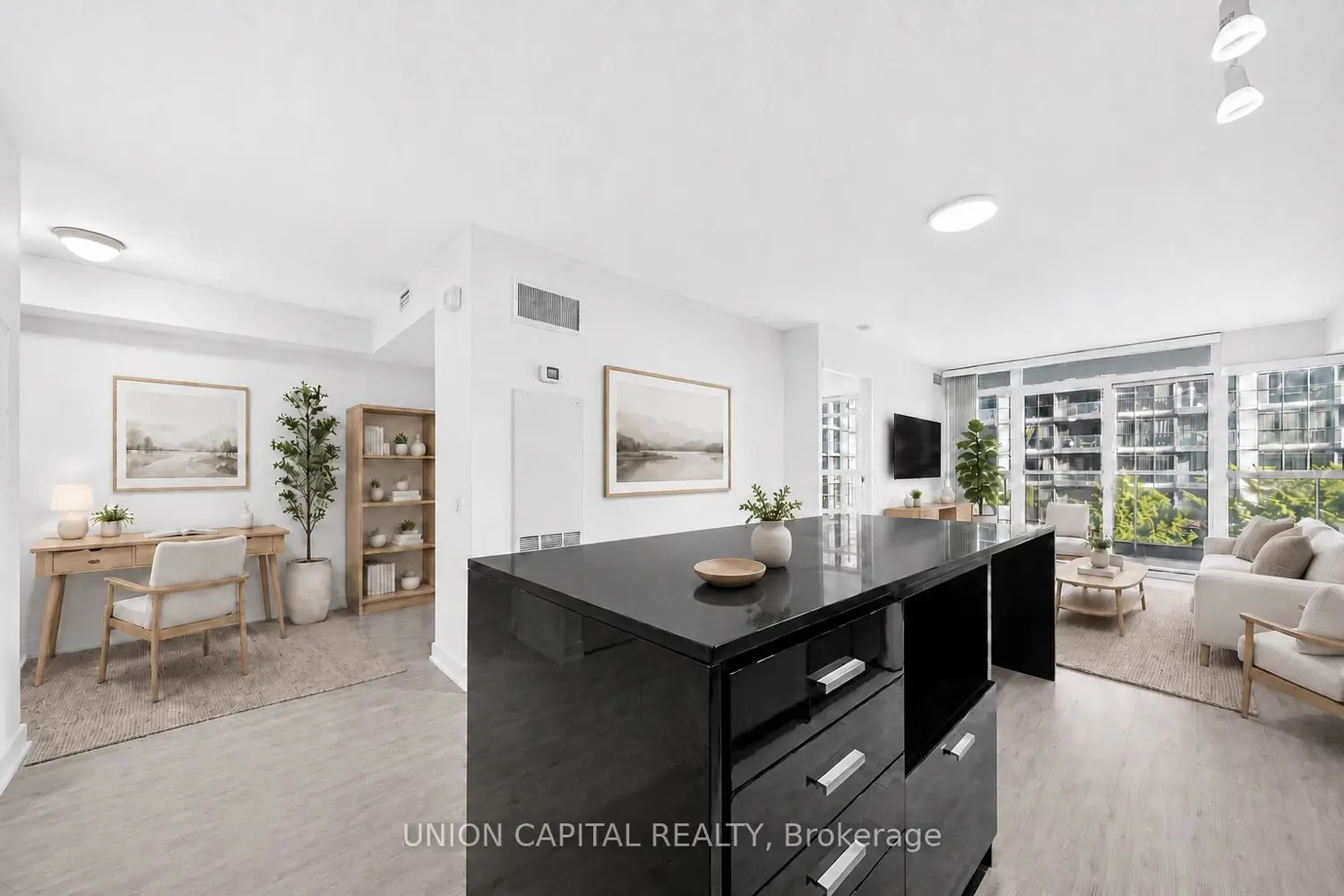15 Singer Court 315
