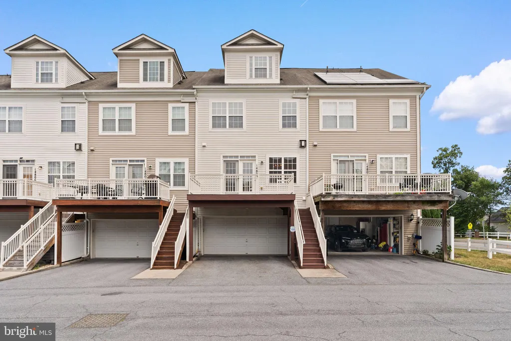 14802 Hardcastle Street, Laurel, MD 20707