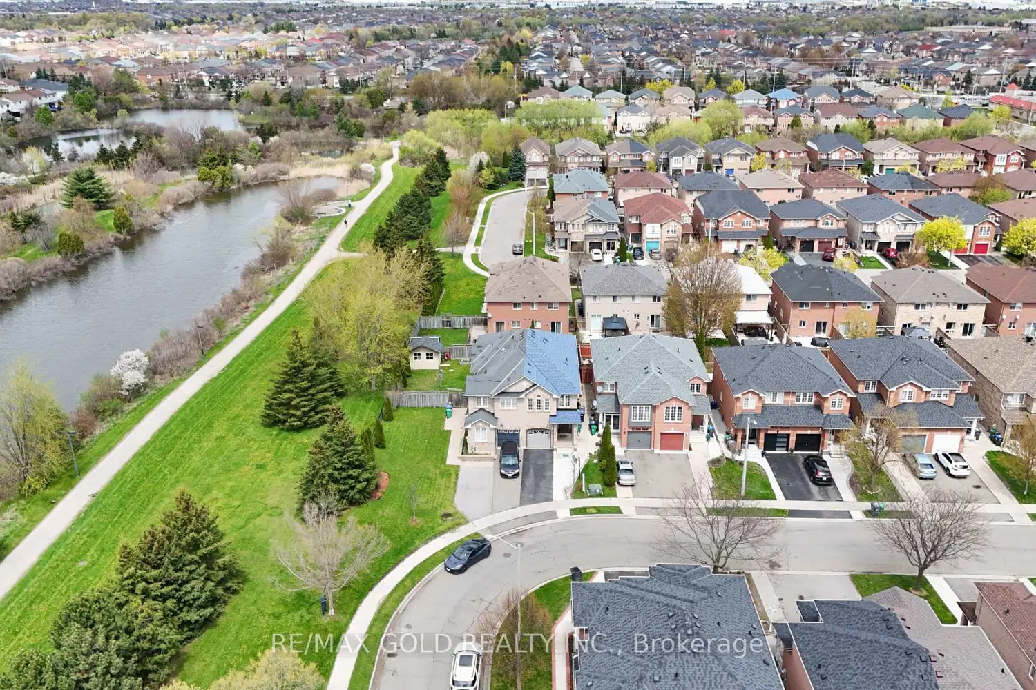 44 Baha Crescent
