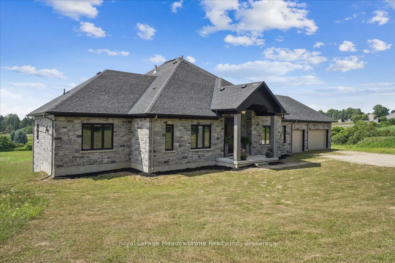 8837 Wellington Road 124 photo 4