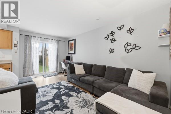 16 Harrison Avenue, Hamilton, ON, L8H 2Z7 photo 2