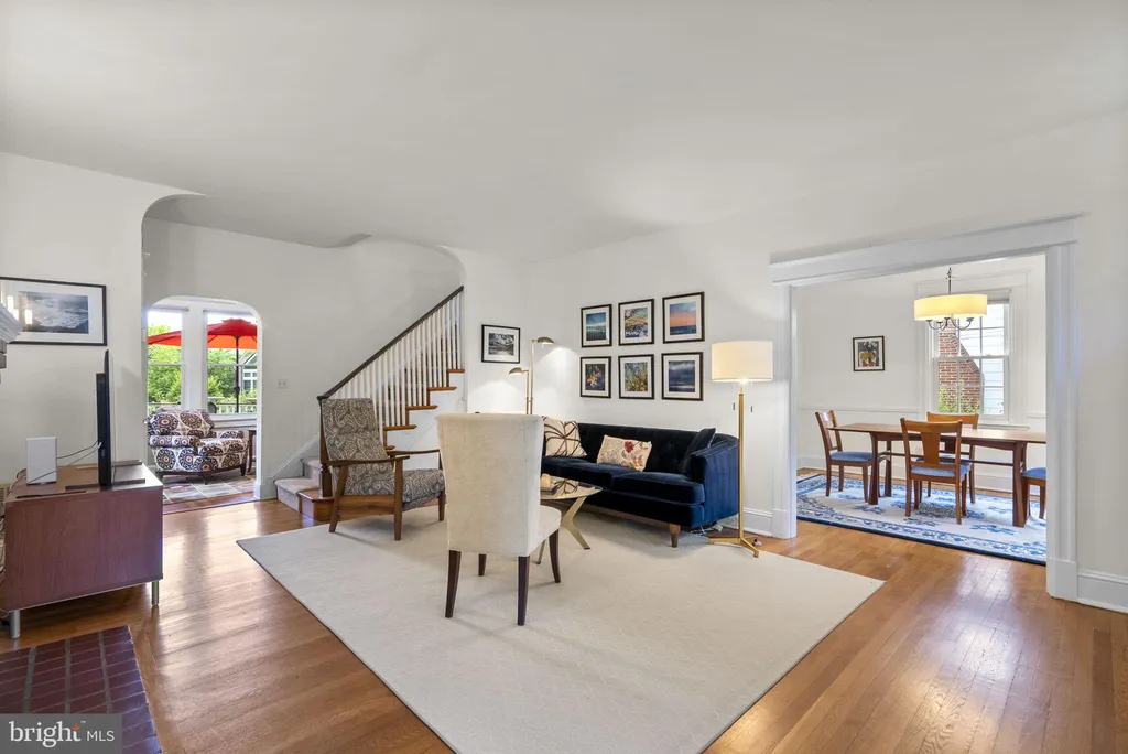 2006 Glen Ross, Silver Spring, MD 20910 photo 4