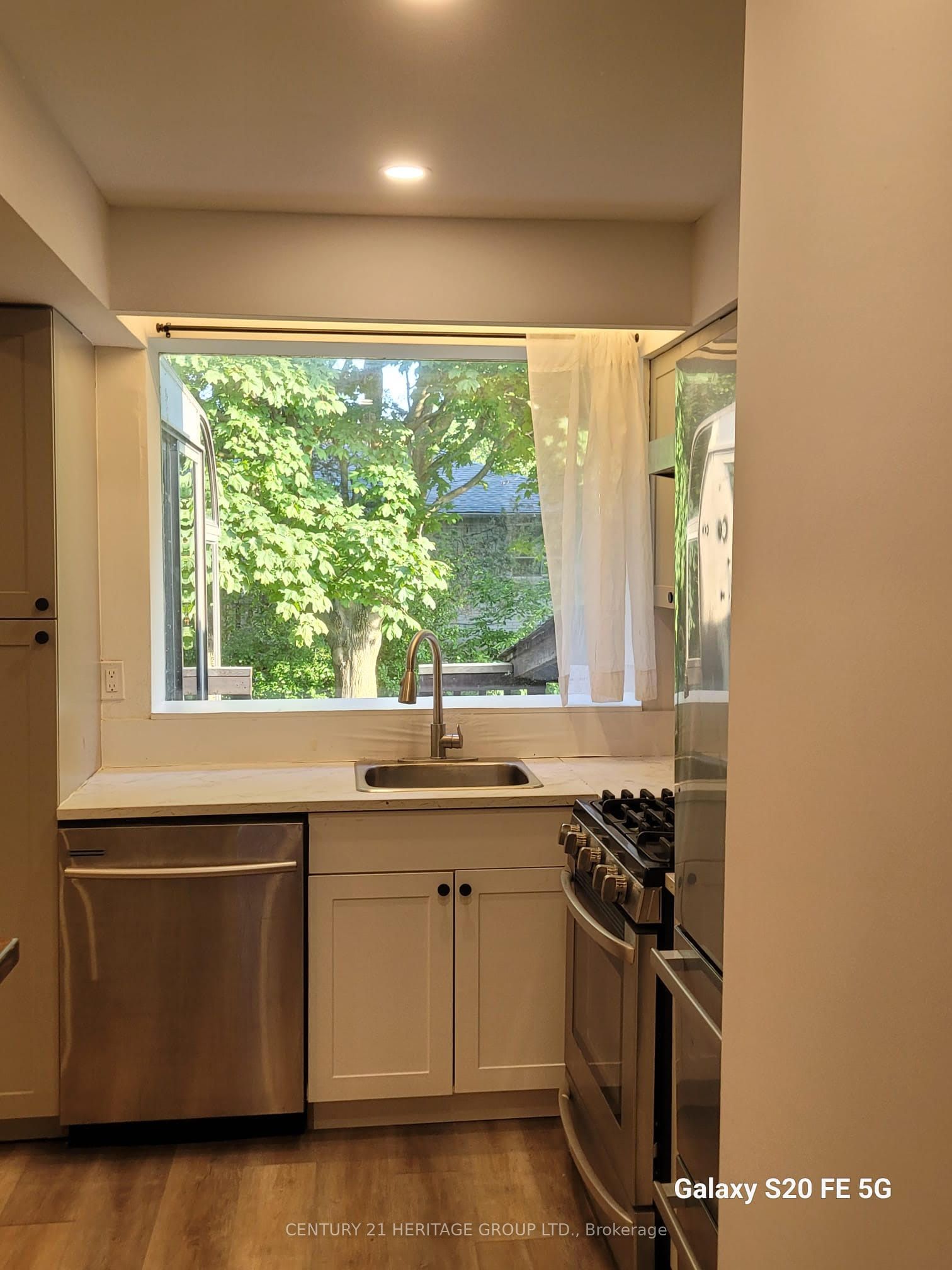408 Osiris Drive, Richmond Hill, ON, L4C 2P9 photo 5