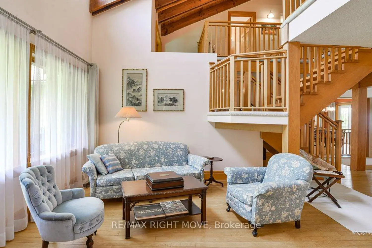3866 Glenrest Drive photo 5