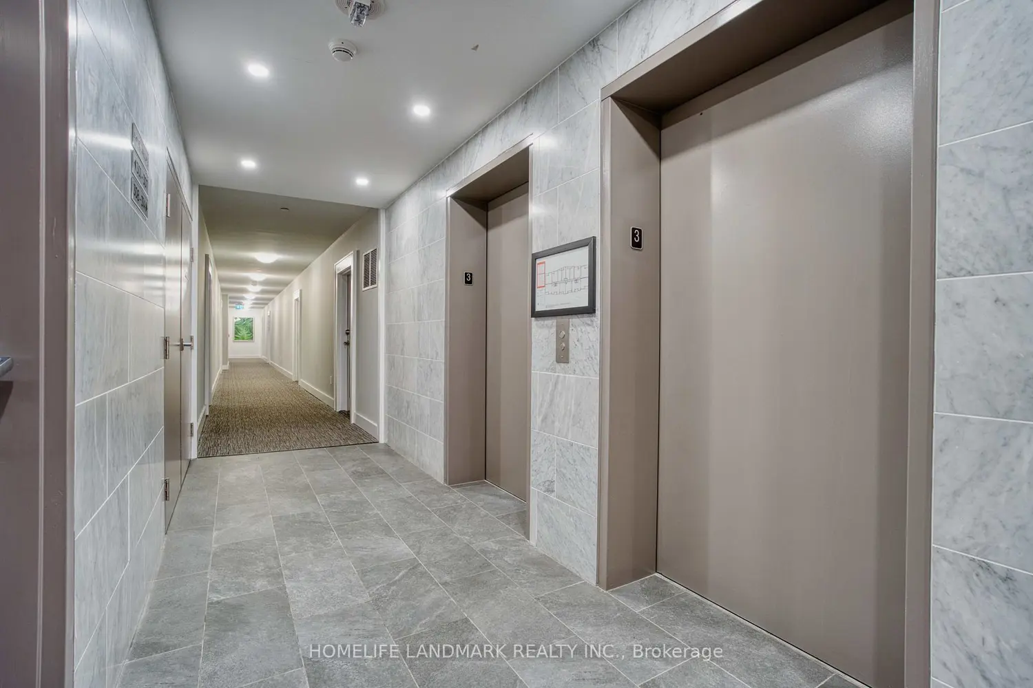260 Villagewalk Boulevard 313 photo 4