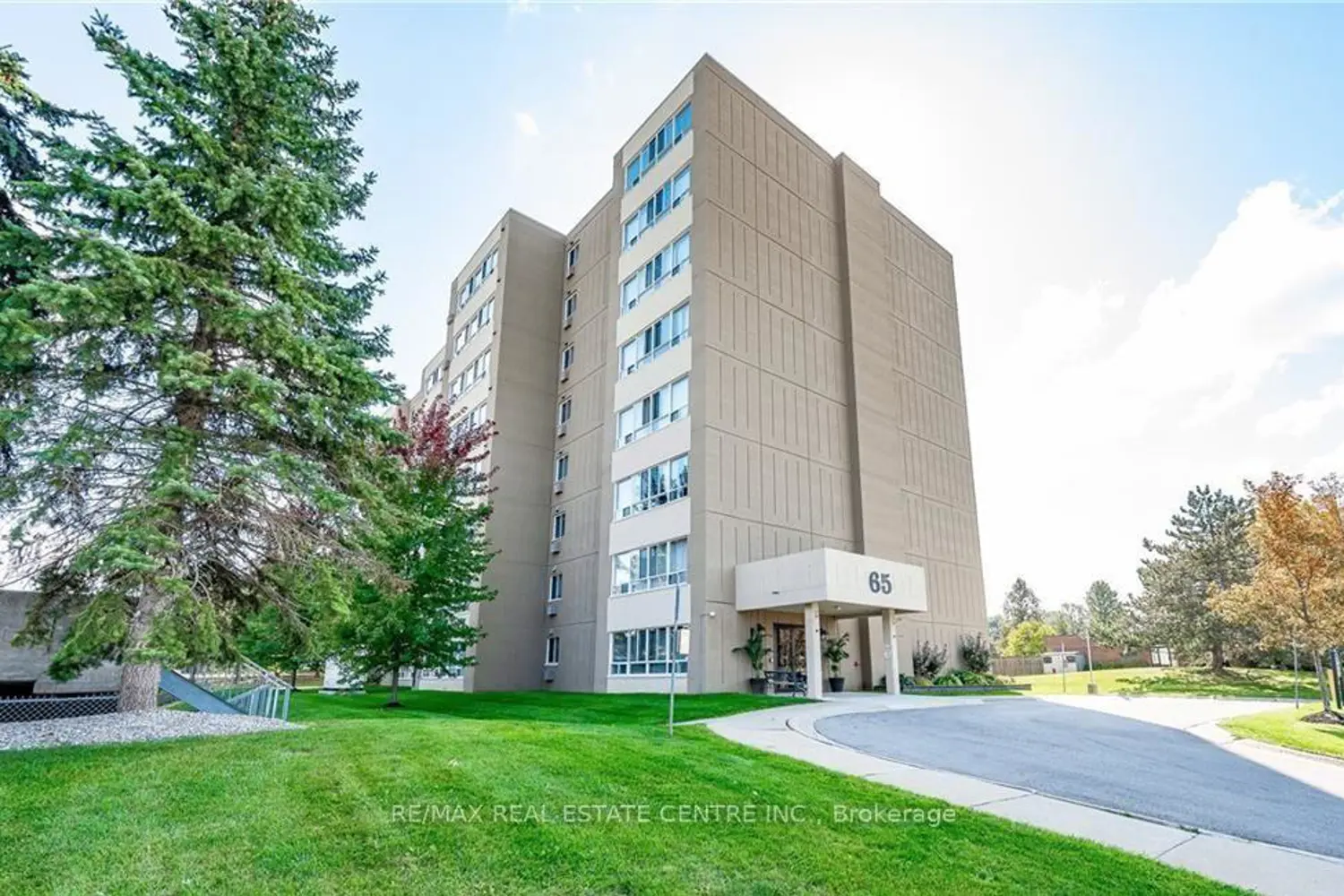 65 Highland Crescent 804