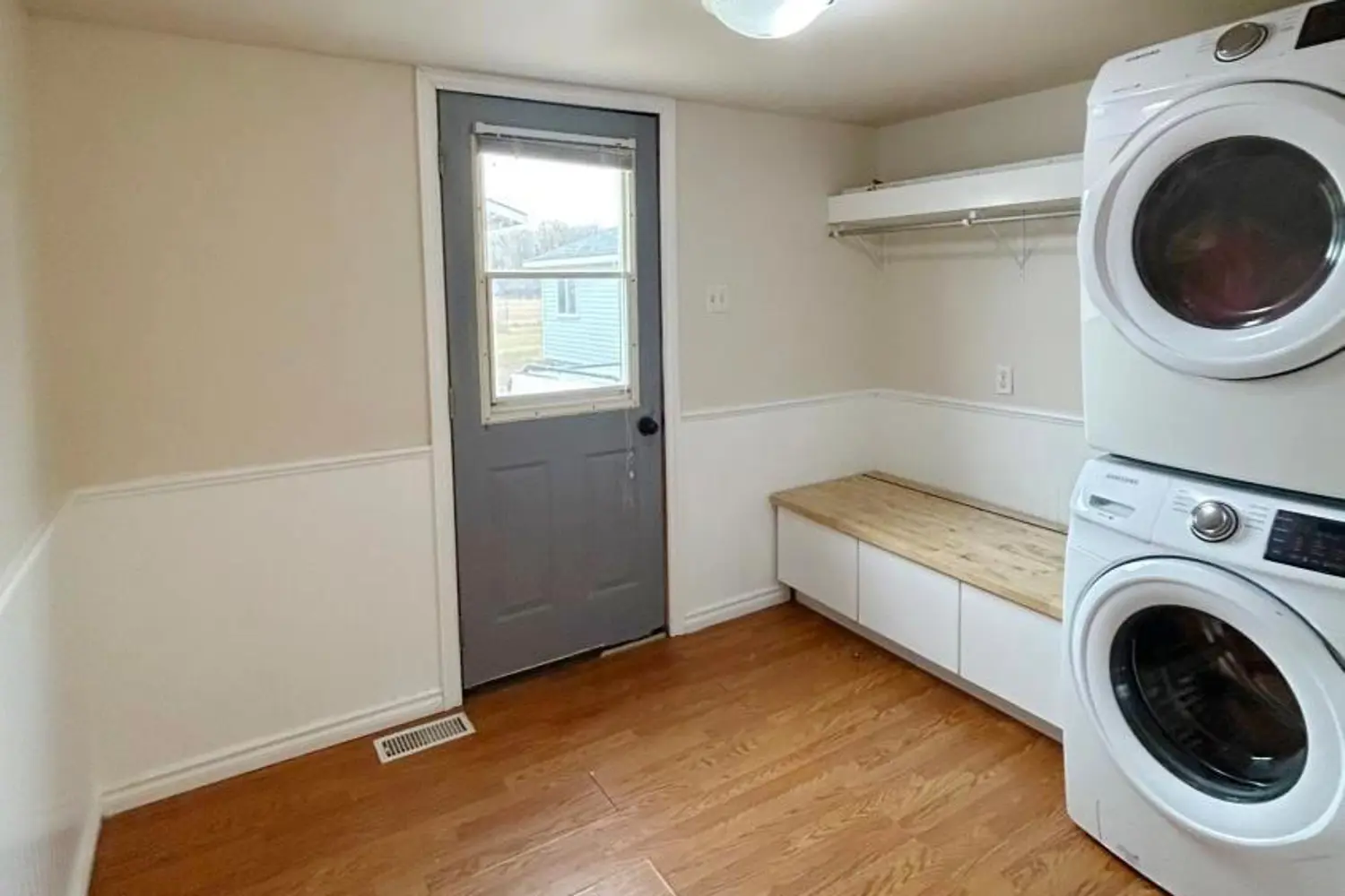 1011 Portage Avenue N photo 3