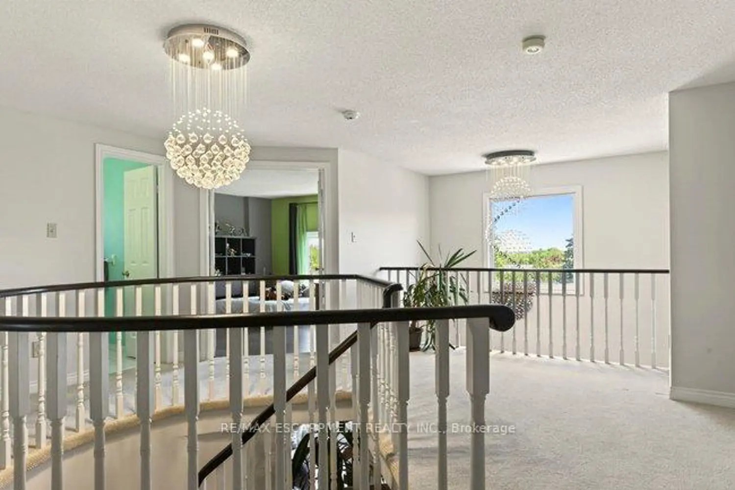 38 Sundrop Court photo 5