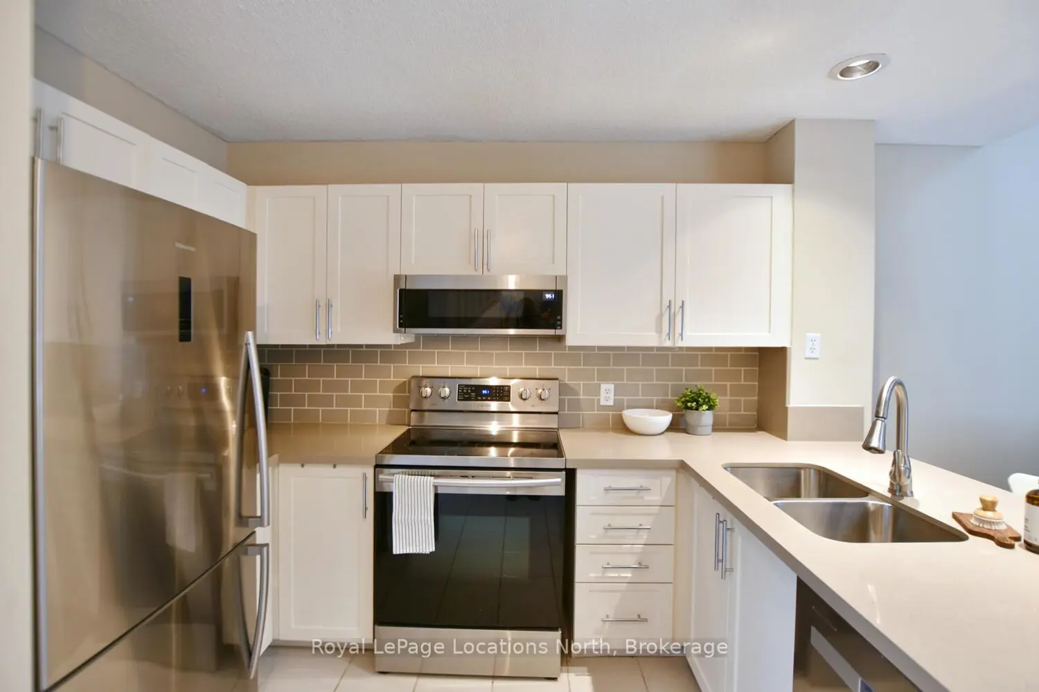 49 Trott Boulevard 176 photo 5