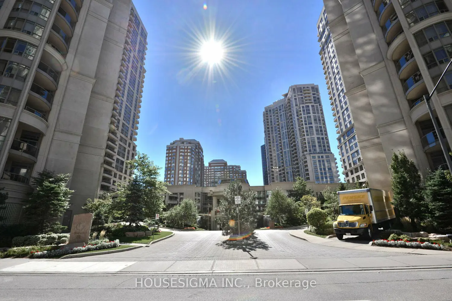 3880 Duke Of York Boulevard 807