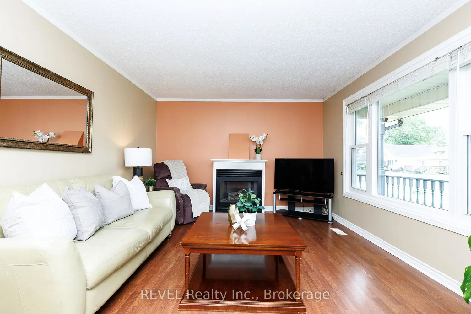 344 Leask Avenue photo 3