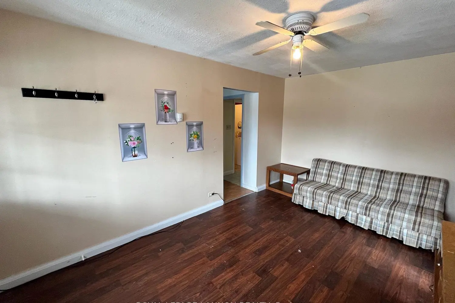 131 Burns Street photo 4