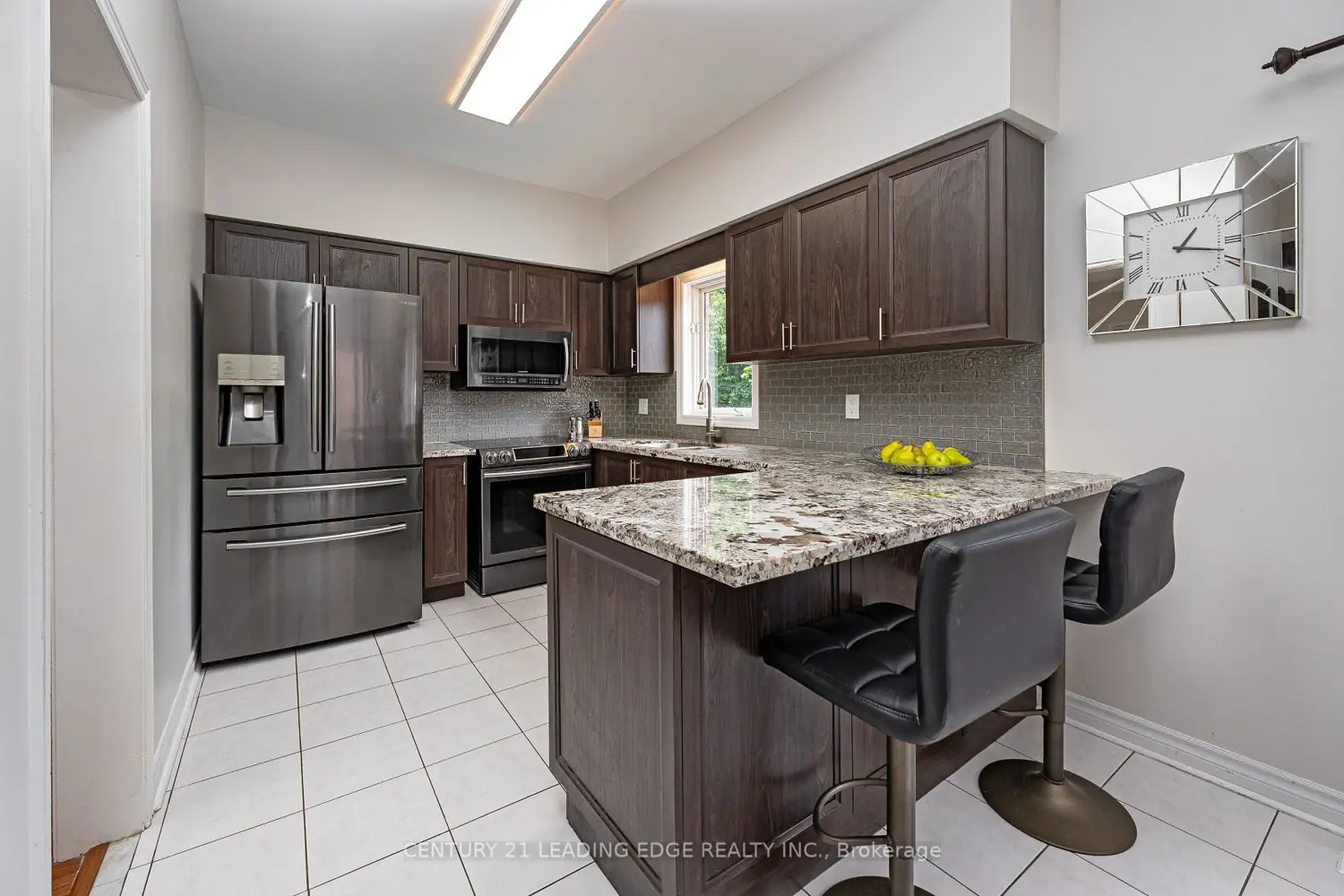 822 Surin Court photo 5