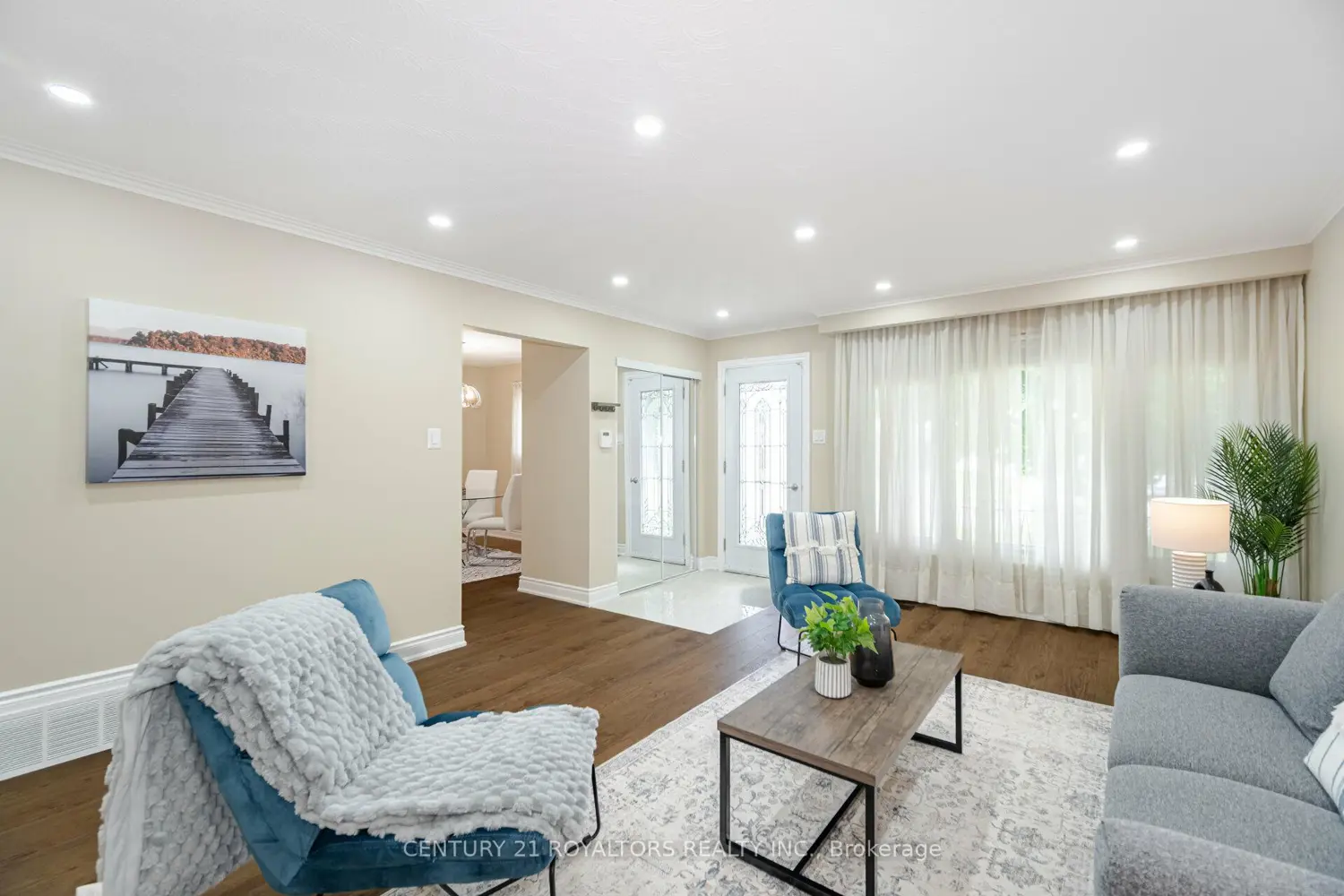 21 Jersey Avenue photo 3