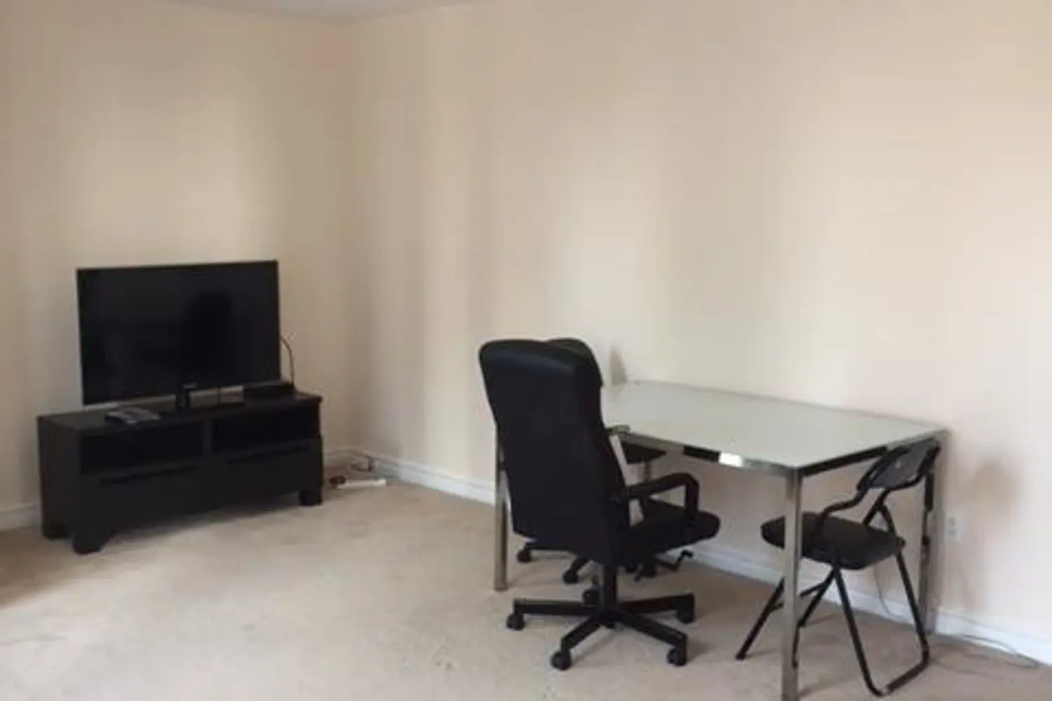 1055 Bay Street 2210 photo 2