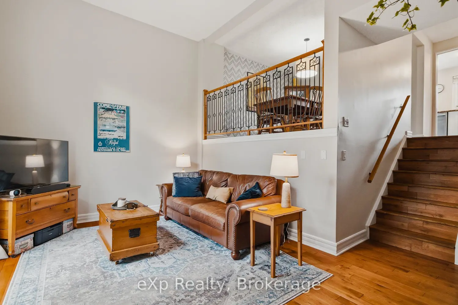2 Worton Avenue 4 photo 3