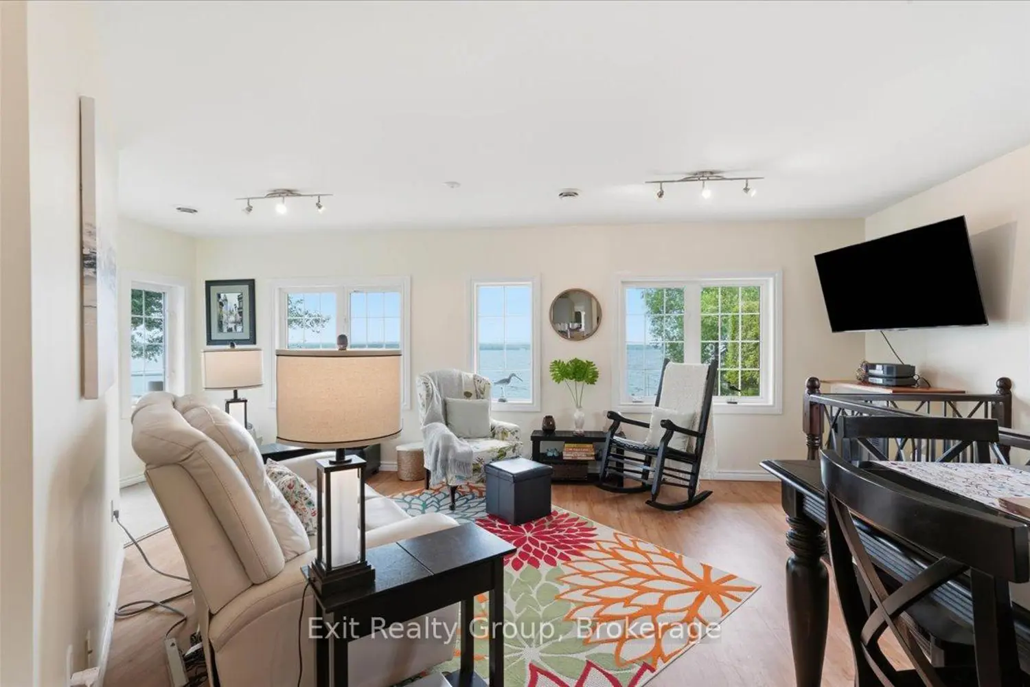 144 Bayview Lane photo 3