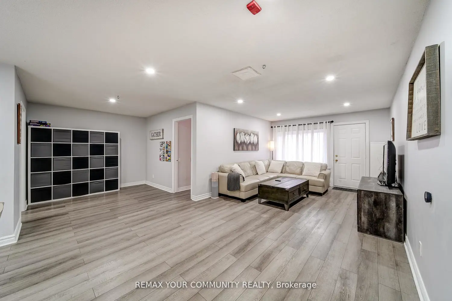 77 Mill Street 3 photo 2