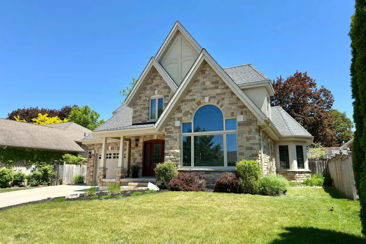 241 4Th Street Crescent