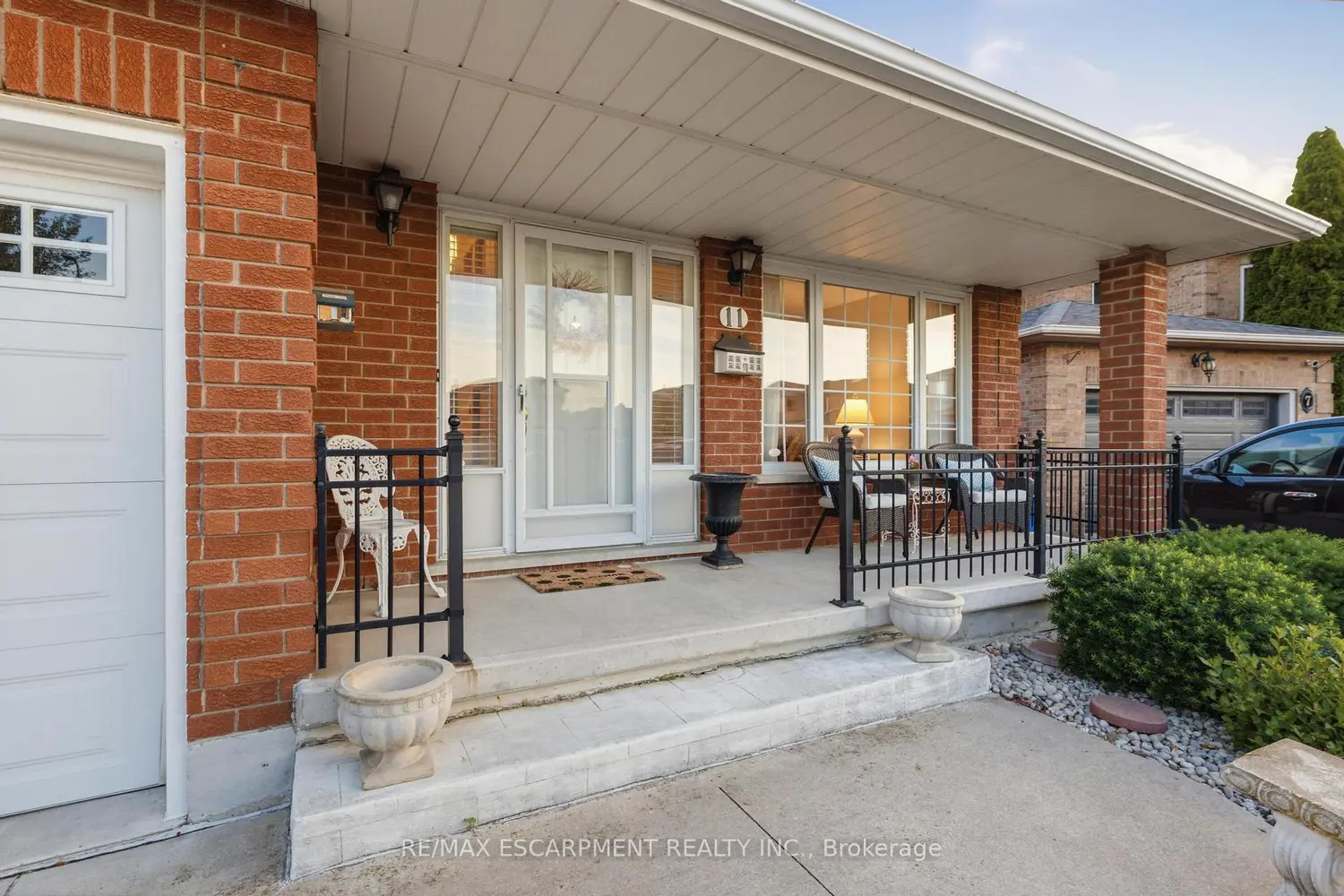 11 Gabriele Court photo 2