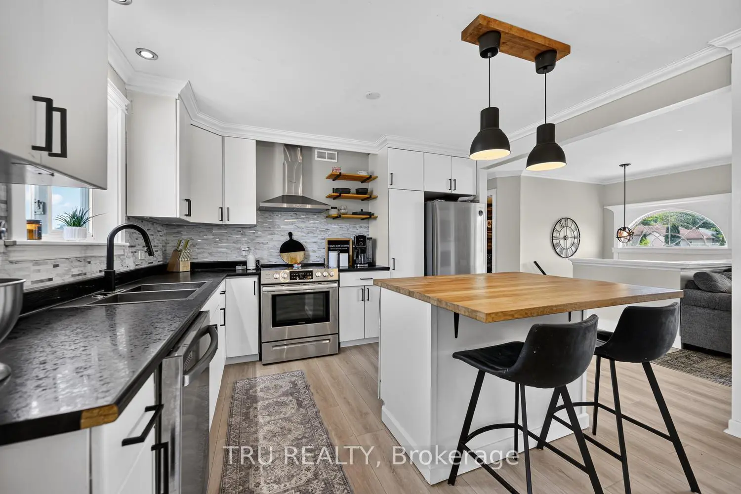 5 Brookview Crescent photo 4