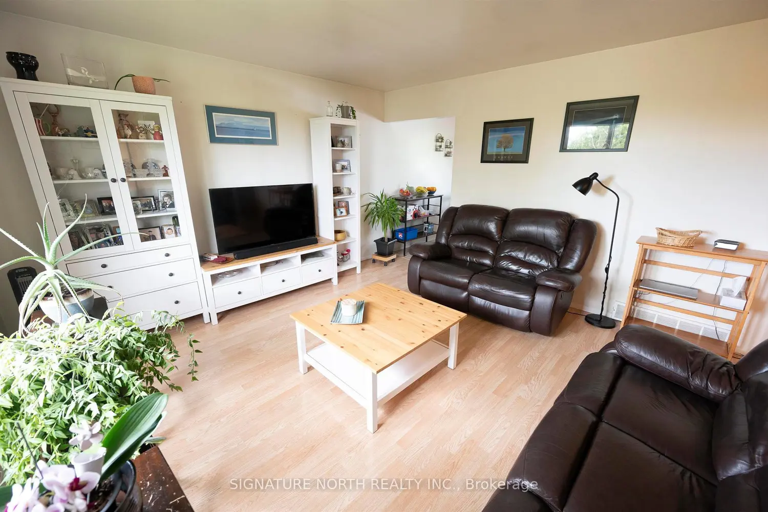 936 Huron Avenue photo 5