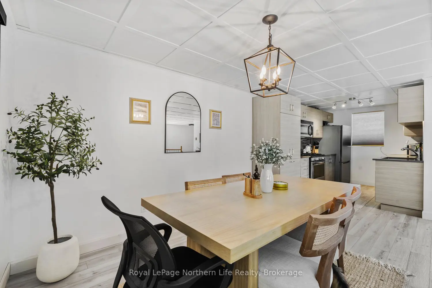 25 Spruce Street photo 5