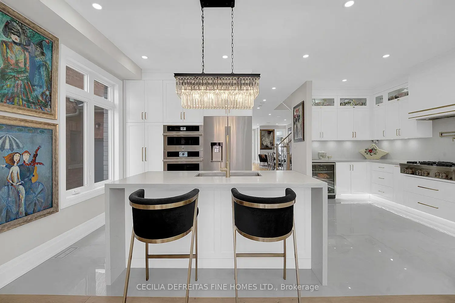 109 Alex Campbell Crescent photo 5