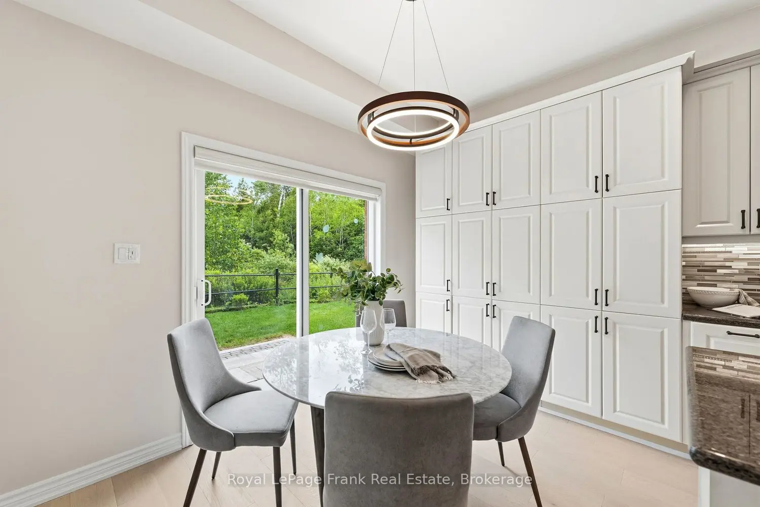 24 Rushlands Crescent photo 5