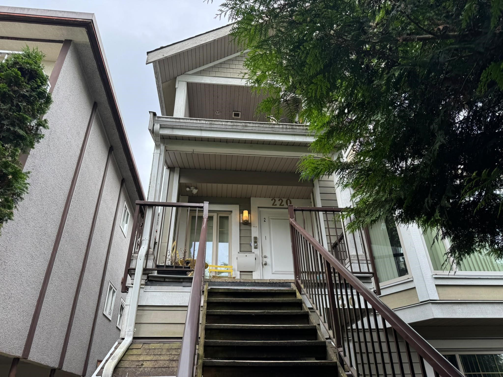 220 15th Avenue E, Vancouver, BC, V5T 2P9 photo 3