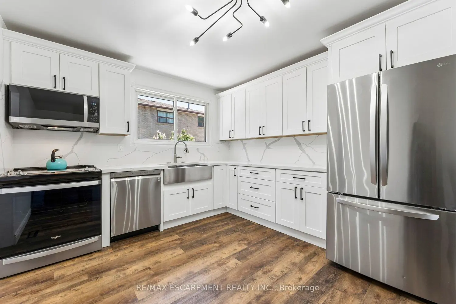 29 Deeside Crescent photo 5