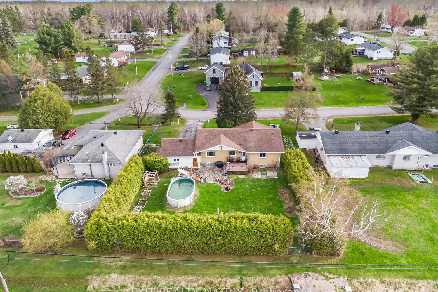 21 Frost Avenue photo 3