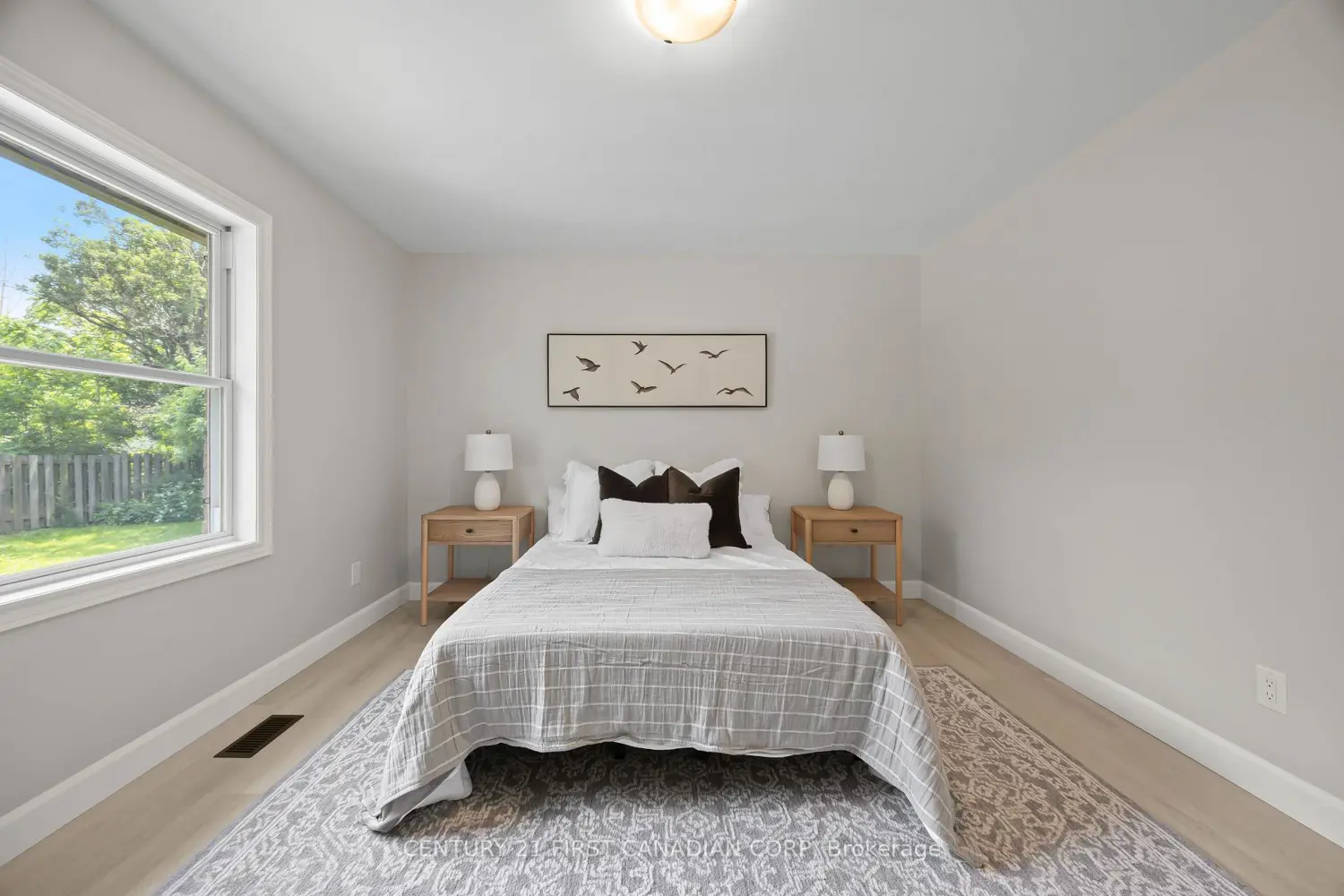 34314 Denfield Road photo 4