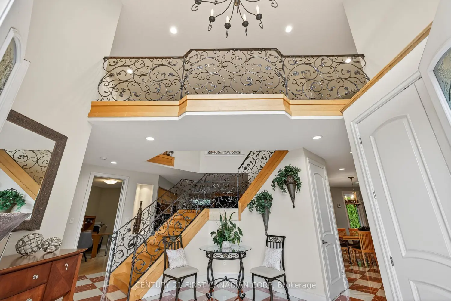 7222 Clayton Walk 2 photo 2
