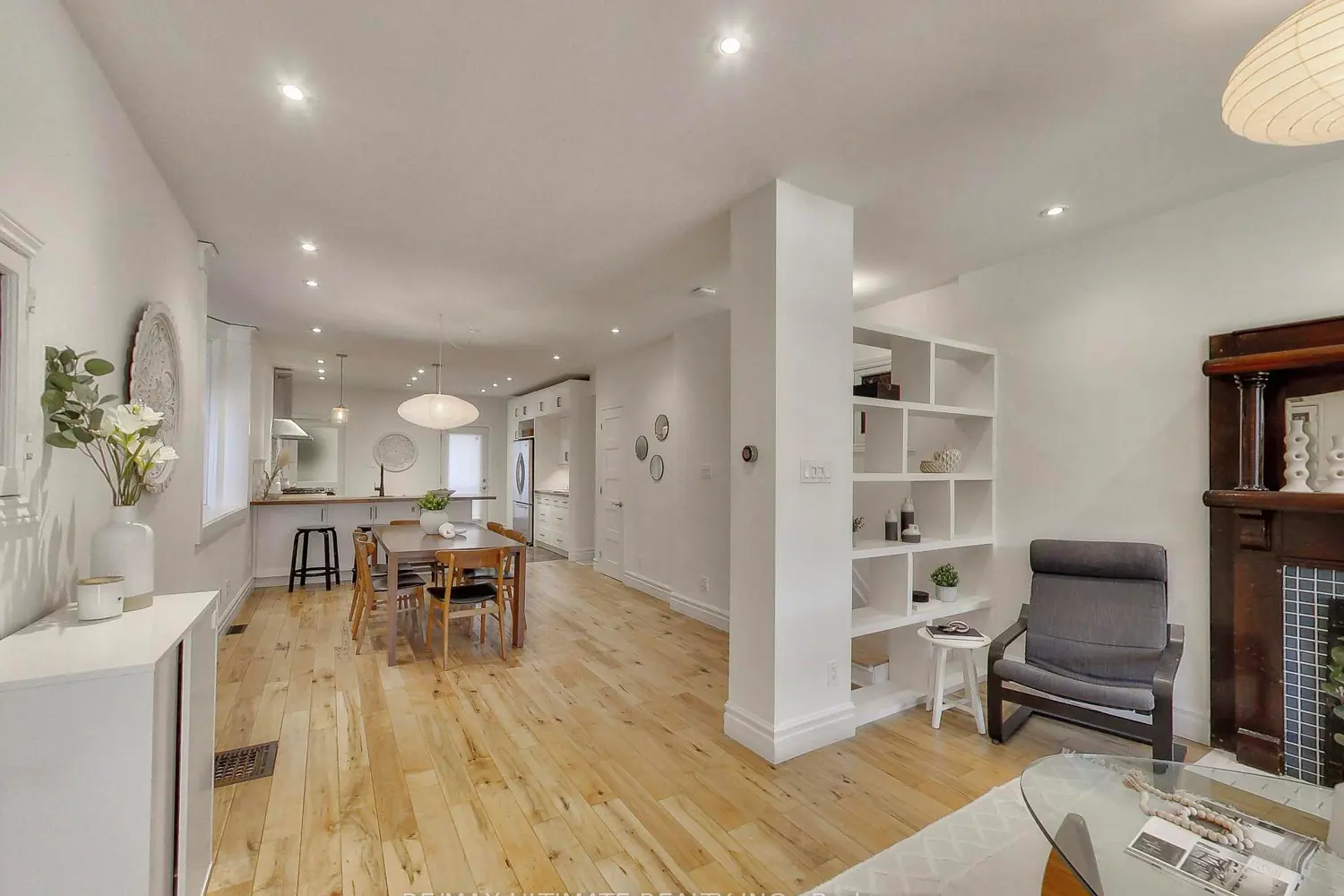 24 Pauline Avenue photo 4