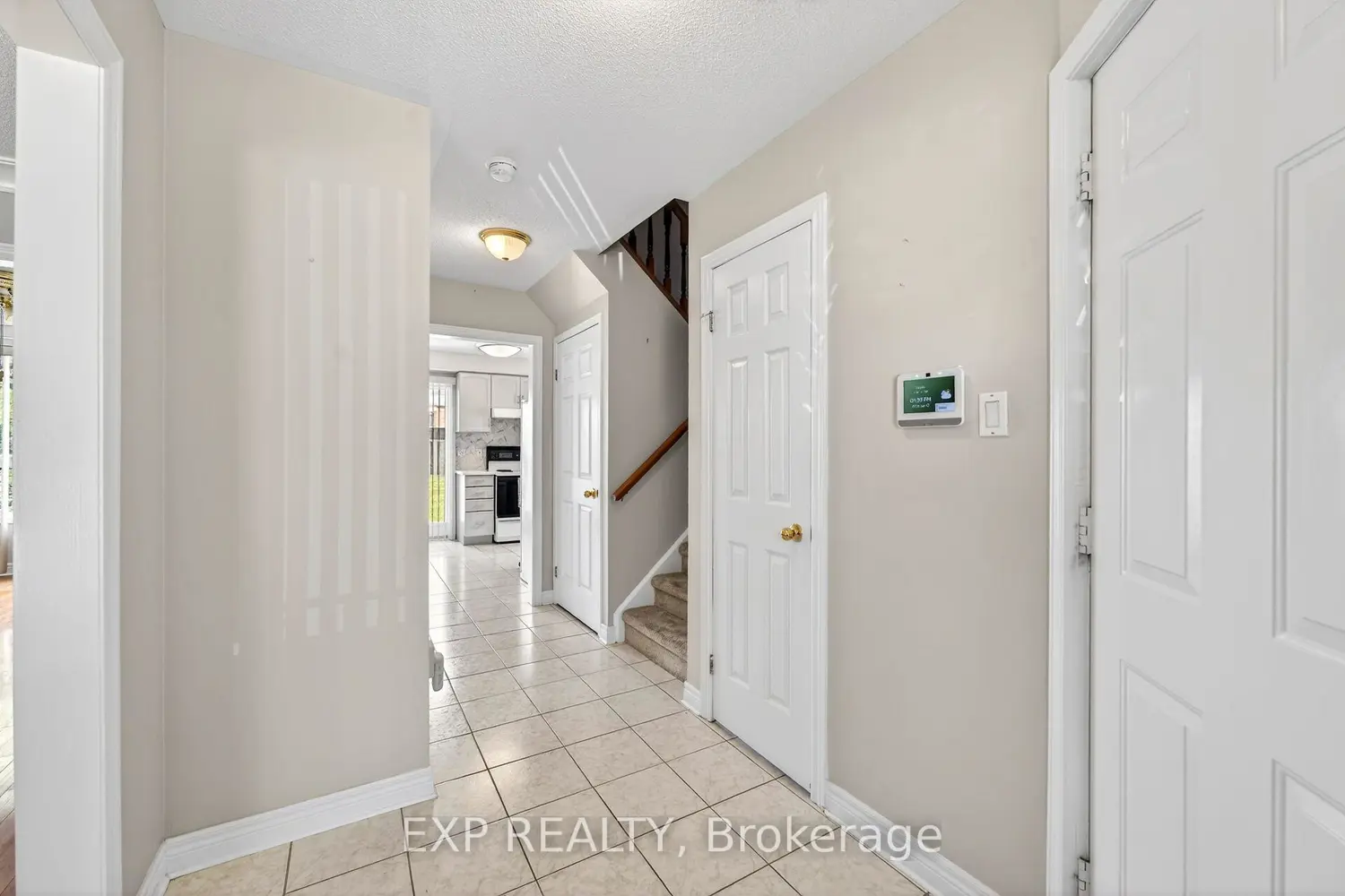 45 Ossington Drive photo 2