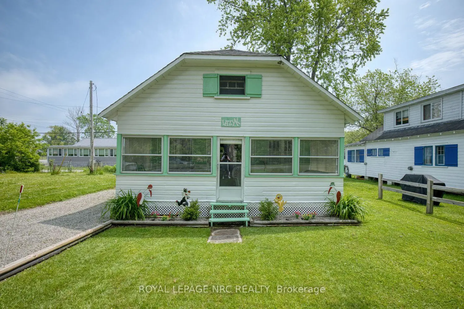 12194 Augustine Road photo 2