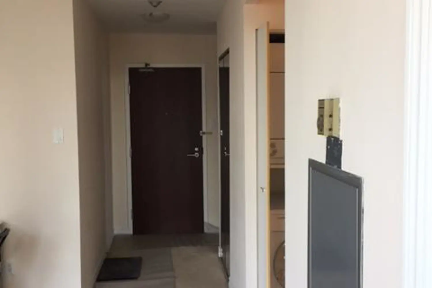 1055 Bay Street 2210 photo 5