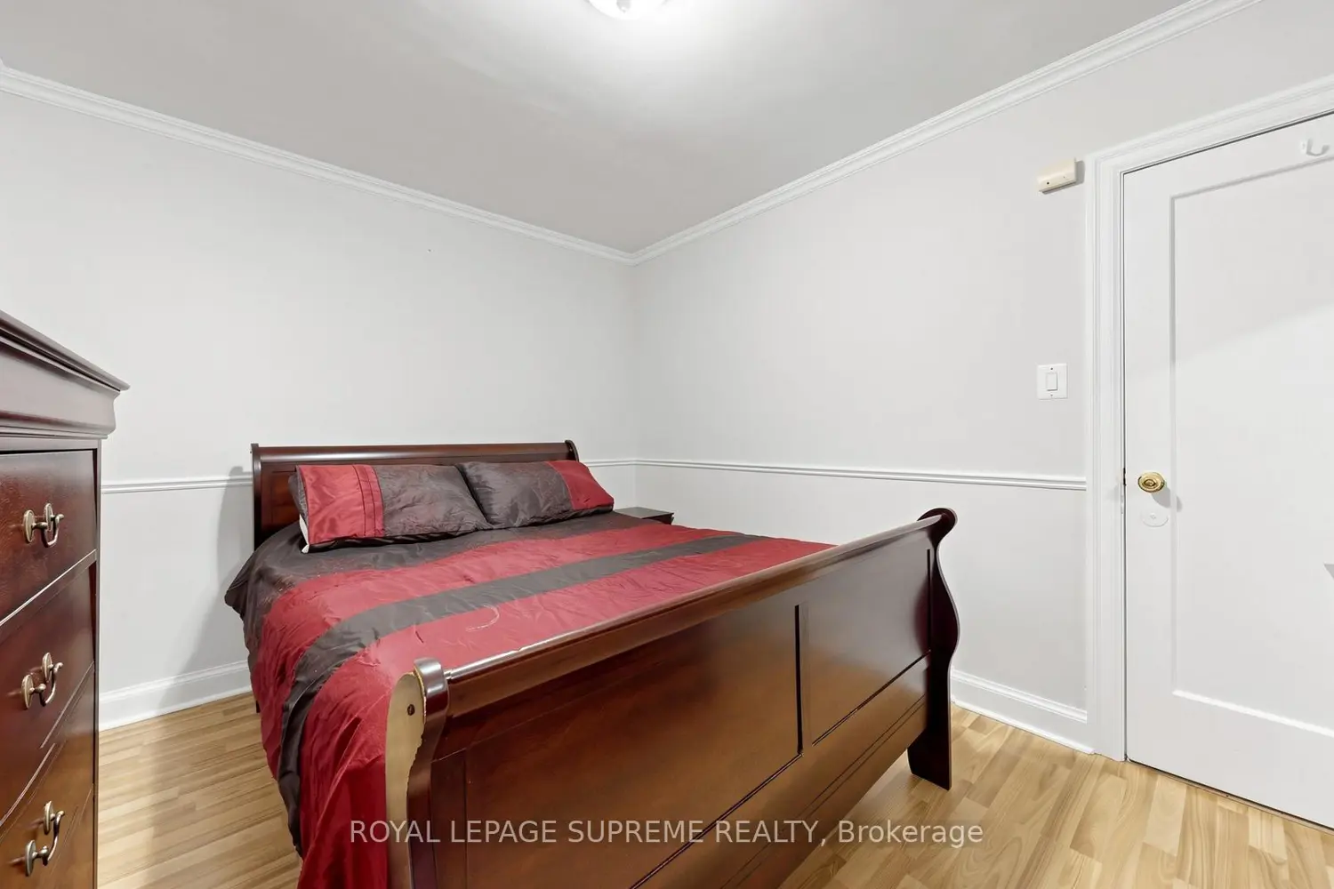 610 Mcroberts Avenue photo 5