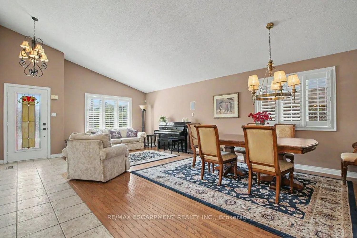 6 Theodore Drive photo 5