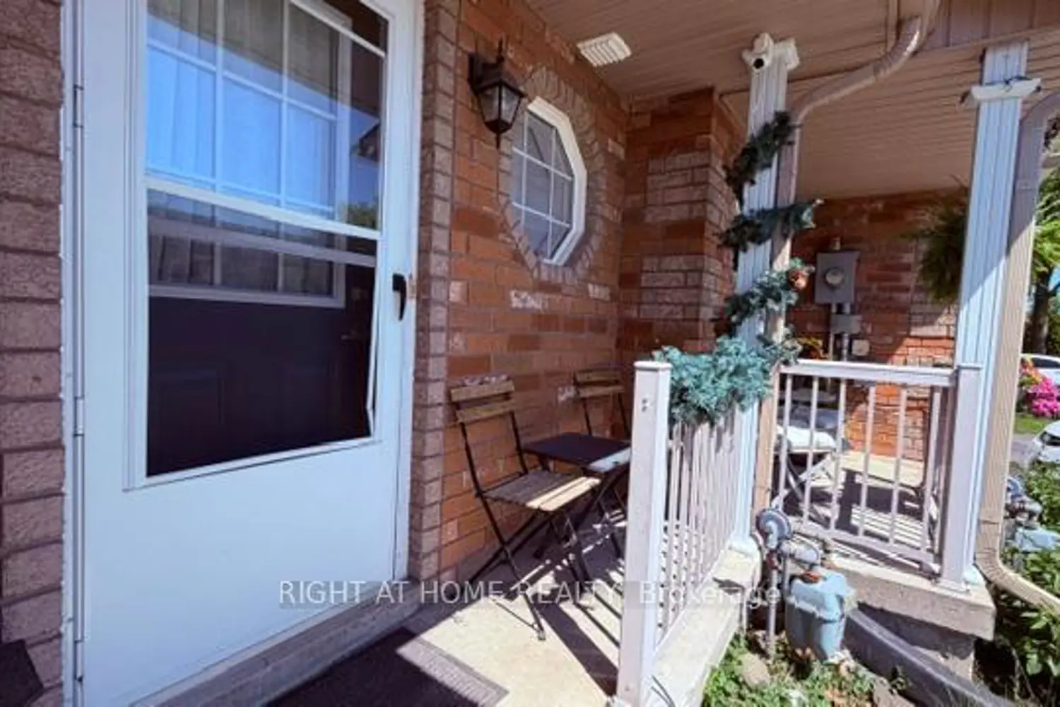 140 Sydenham Wells photo 3