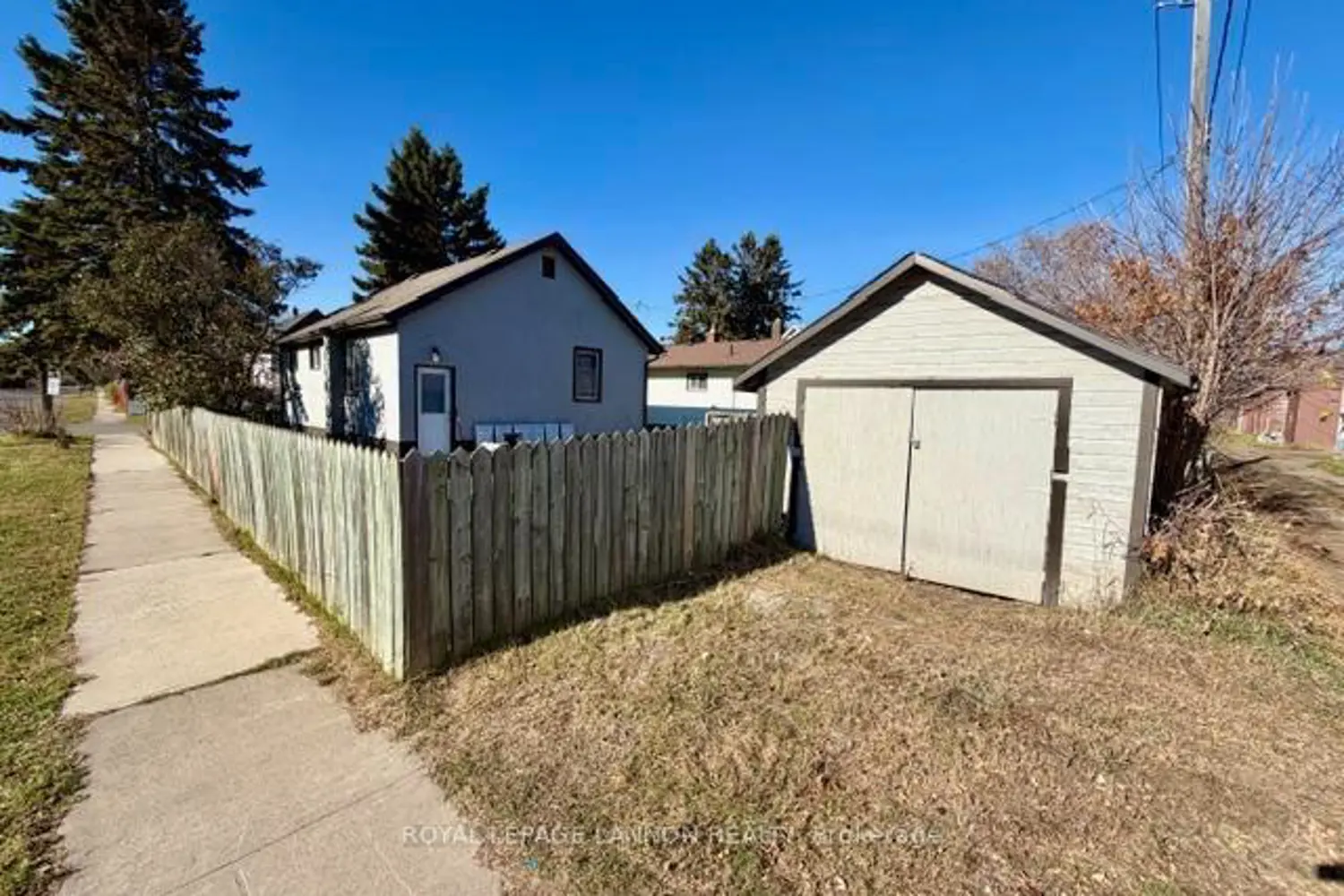 440 Archibald Street photo 2
