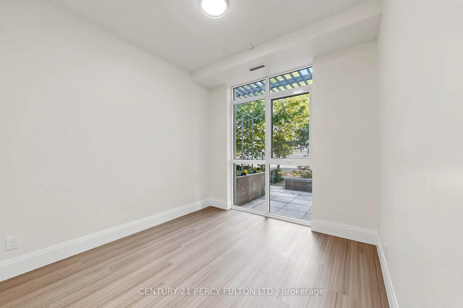 57 Upper Duke Crescent 102