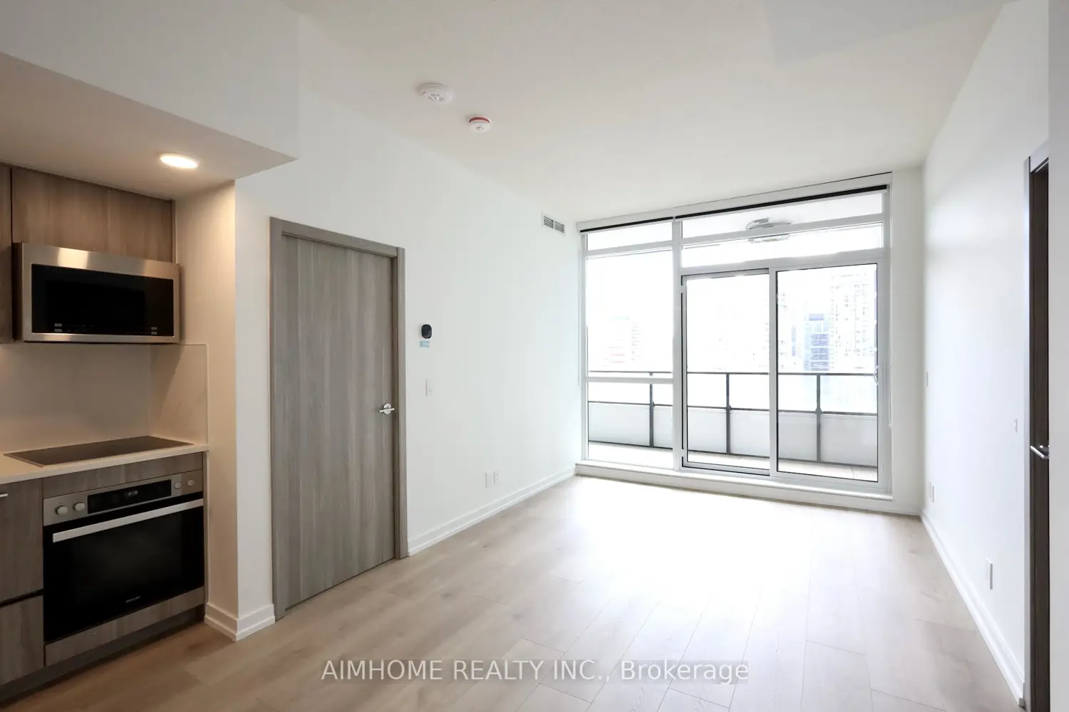 38 Widmer Street 2205 photo 4