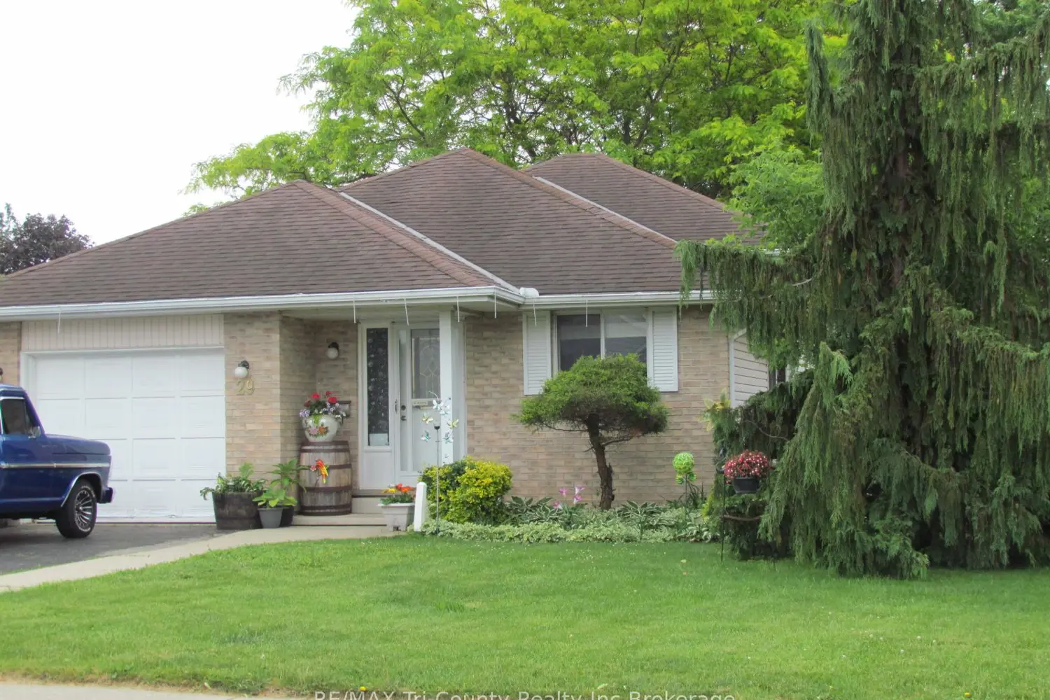 29 Beckett Boulevard