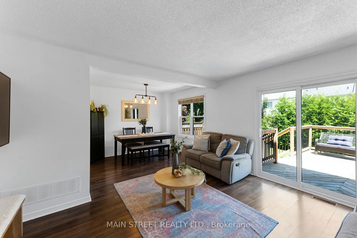 203 Colborne Street photo 4