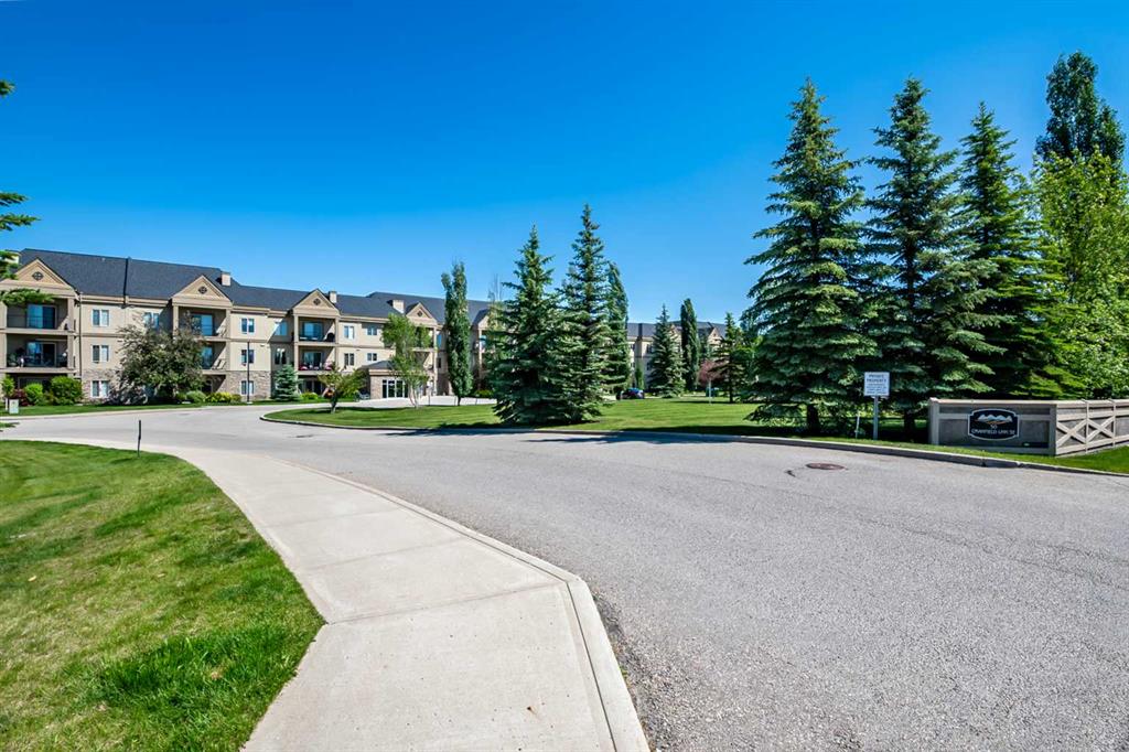 333-52 Cranfield Link SE, Calgary, AB, T3M 0N9